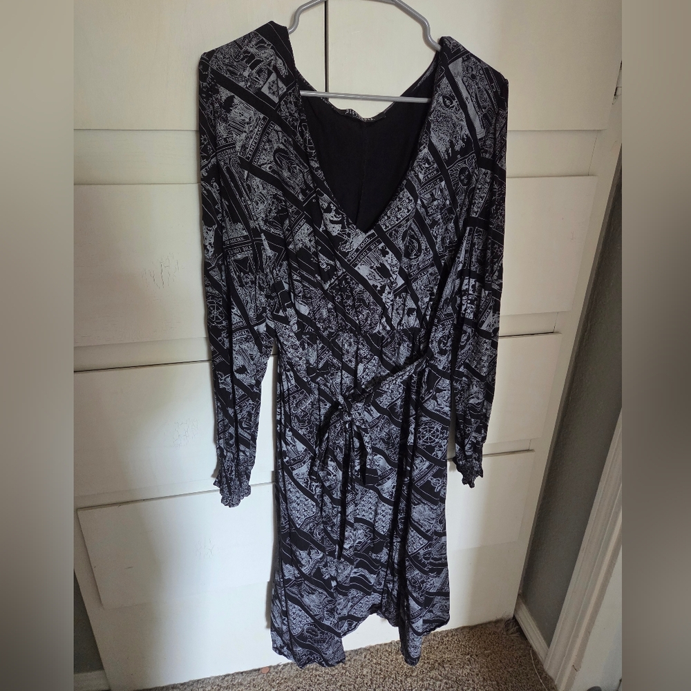 DISTURBIA Cartomancy Pattern Midi Dress